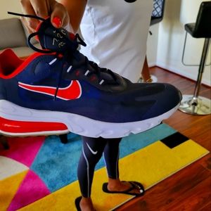 Nike react 270 air max